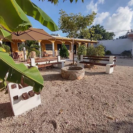 Hotel Villa Gabriela - Restaurant, Bikes ,Lands Tours Celestun Kültér fotó
